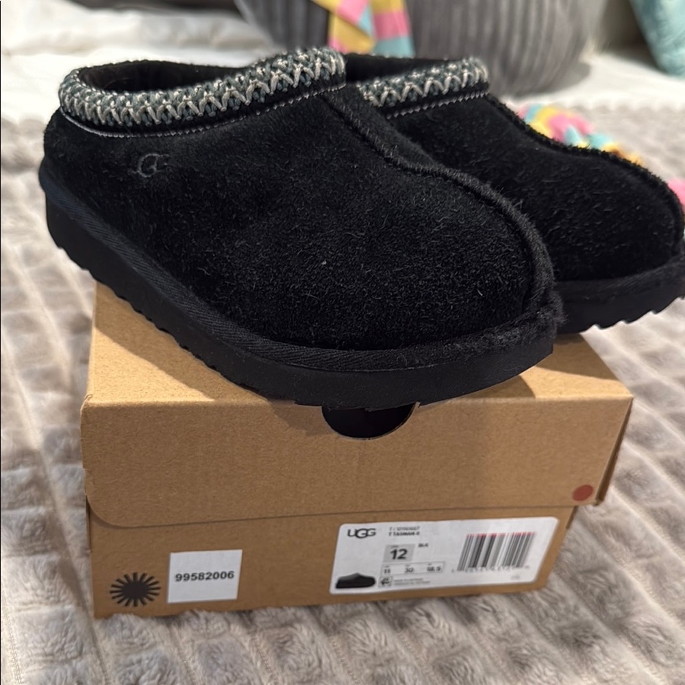 UGG Tasman Kids Black Slippers